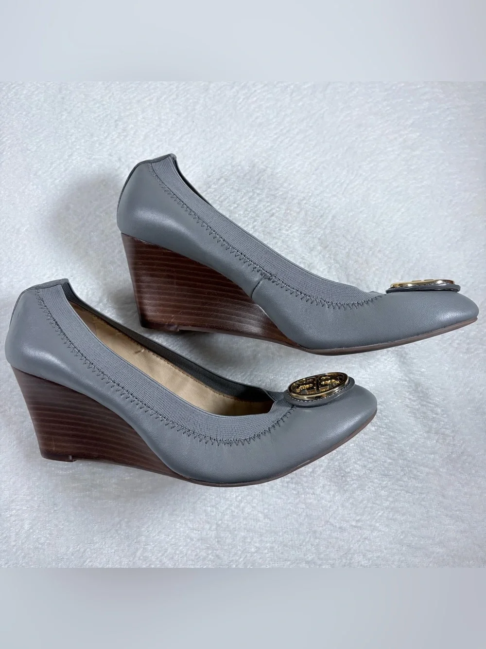 Tory Burch Gray Logo Wedge Heels Medium Width Fit
